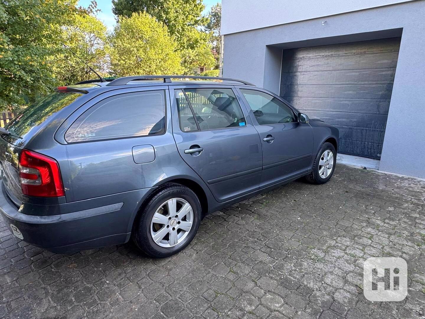 Škoda Octavia Kombi 1,9 - foto 1