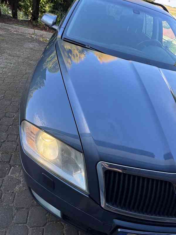 Škoda Octavia Kombi 1,9 - foto 7