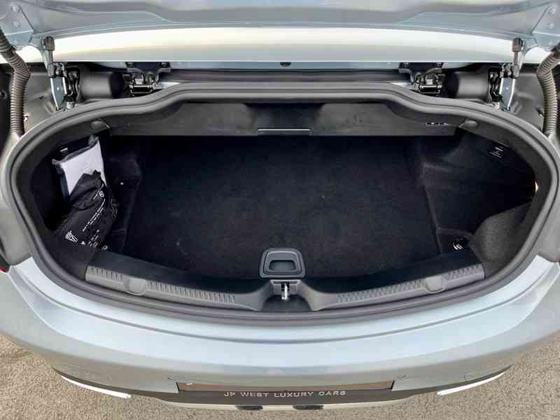 E 220d Cabrio AMG, záruka MB do 2025, AIRCAP, AIRSCARF, 19" - foto 28