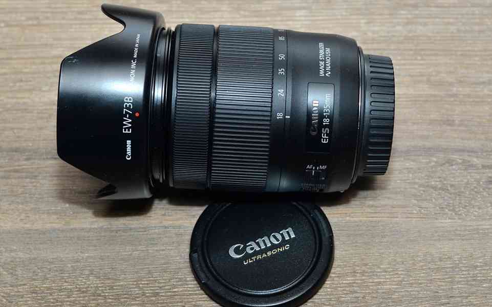 Canon EF-S 18-135mm f/3.5-5.6 IS NANO - foto 3