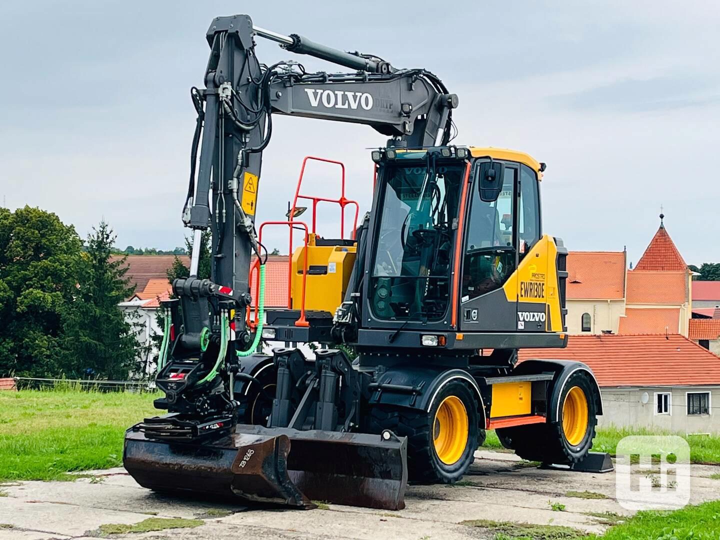 Kolové rypadlo Volvo EWR130E (Možnost leasingu) - foto 1
