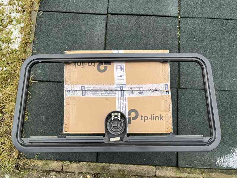 Škoda FAVORIT střešní okno se záclonkami - foto 5