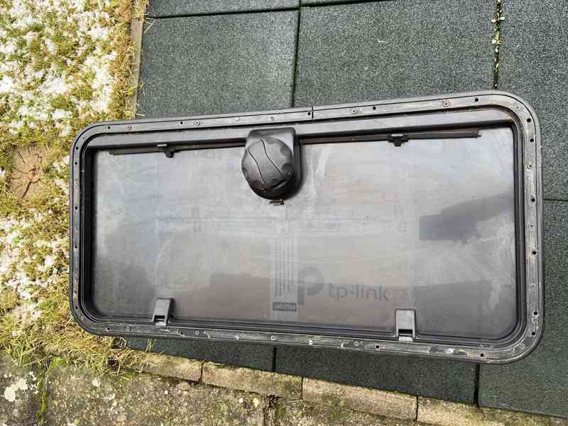 Škoda FAVORIT střešní okno se záclonkami - foto 4