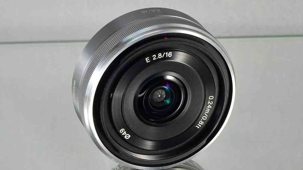 Sony E 16mm f/2,8 *APS-C Pevný, širokoúhlý E mount - foto 4