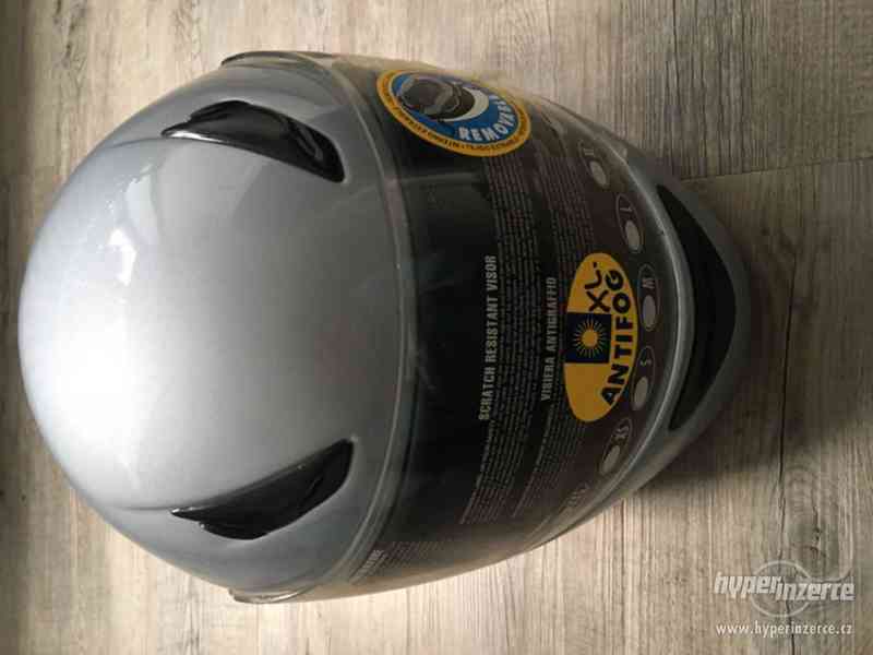 Nová pánská helma na motorku Piaggio XL - foto 1