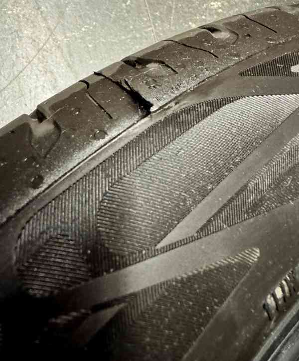 pneu Continental EcoContact 6 215/55 r17 sada 4 k - foto 5