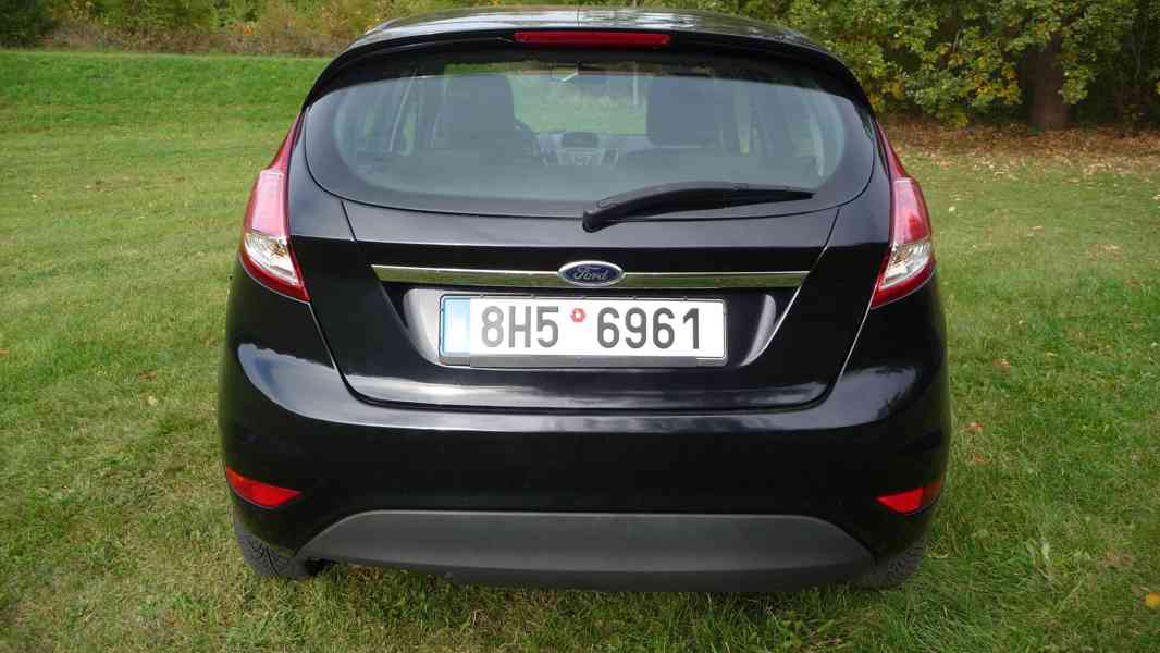 Ford Fiesta 1,25i 16V, 75 PS, ČR prv. majit. r.v.11.22.2015  - foto 4