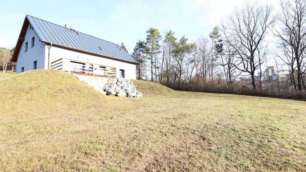 Prodej novostavby domu v Rabí s výhledem na hrad - foto 6