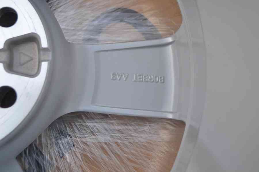 Š.Rapid/ Fabia 3- NOVÝ zimní ALU komplet– 215/45R16. - foto 13