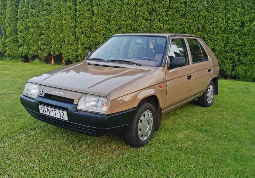 Škoda Favorit 136 L - foto 1