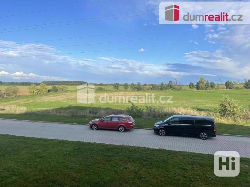 Prodej bytu 1kk o výměře 39 m2 + terasa 7m2 v obci Holubice - Kozinec - foto 13