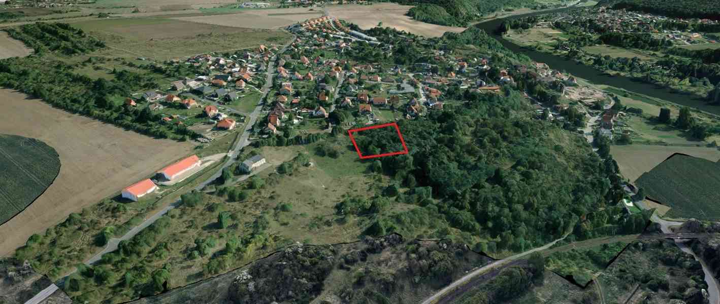 Chvatěruby - parcela 2.471 m2 - foto 2