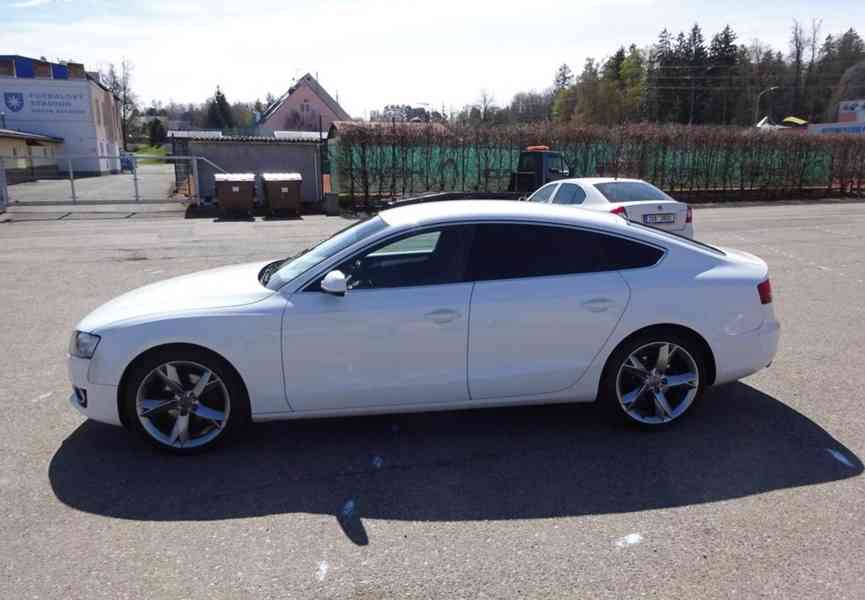 Audi A5, 2.0 TDI sportback (125 kw) STK:12/2026 ČR - foto 2