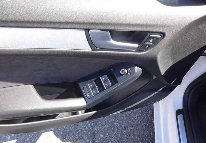 Audi A5, 2.0 TDI sportback (125 kw) STK:12/2026 ČR - foto 6