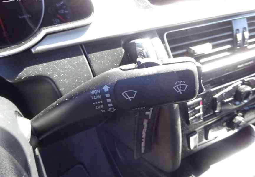 Audi A5, 2.0 TDI sportback (125 kw) STK:12/2026 ČR - foto 10