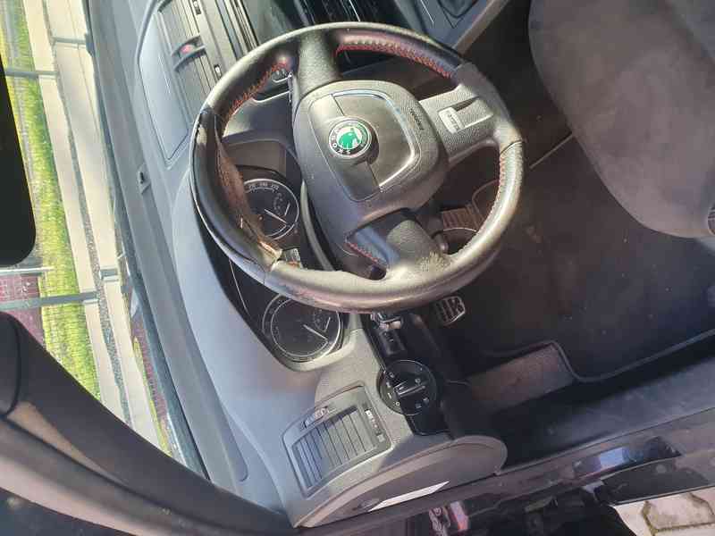 Škoda Octavia 2 2.0 TDI 2012/13 - foto 2