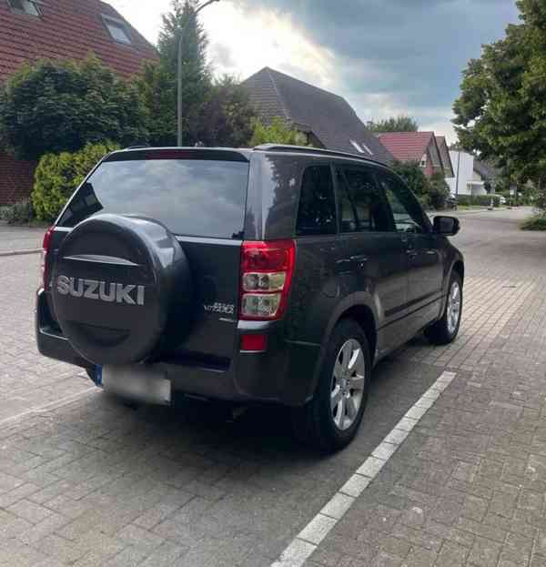 Suzuki Grand Vitara 2.4i AUT. benzín 124kw - foto 8