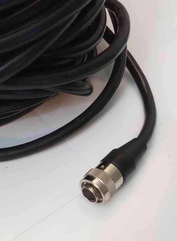 Fanuc 2007-T364 TEACH PENDANT CABLE, CRS36 Délka 20,5 metrů  - foto 4