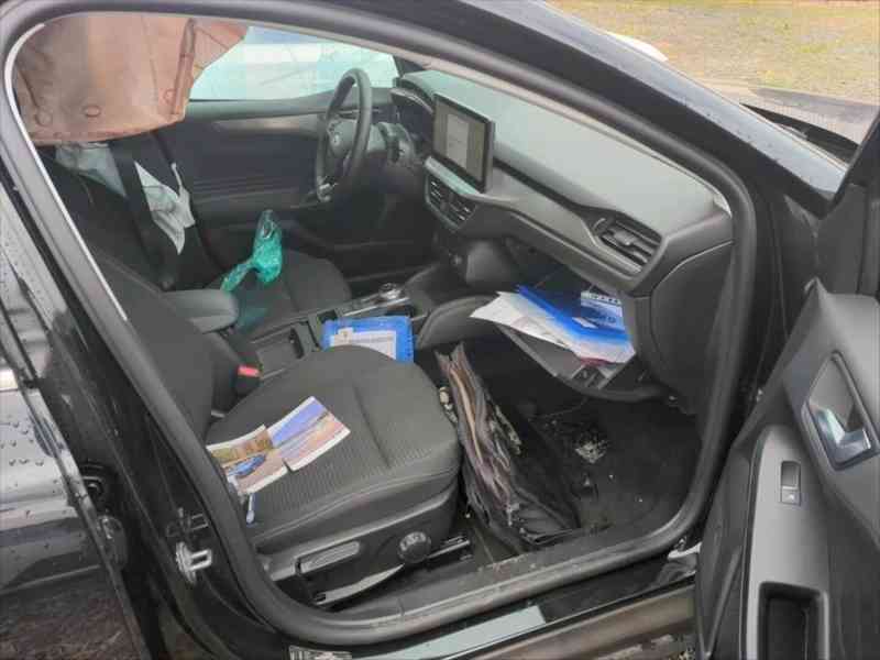 Ford Focus 1,5 EcoBlue Titanium X 5/2023 - foto 4