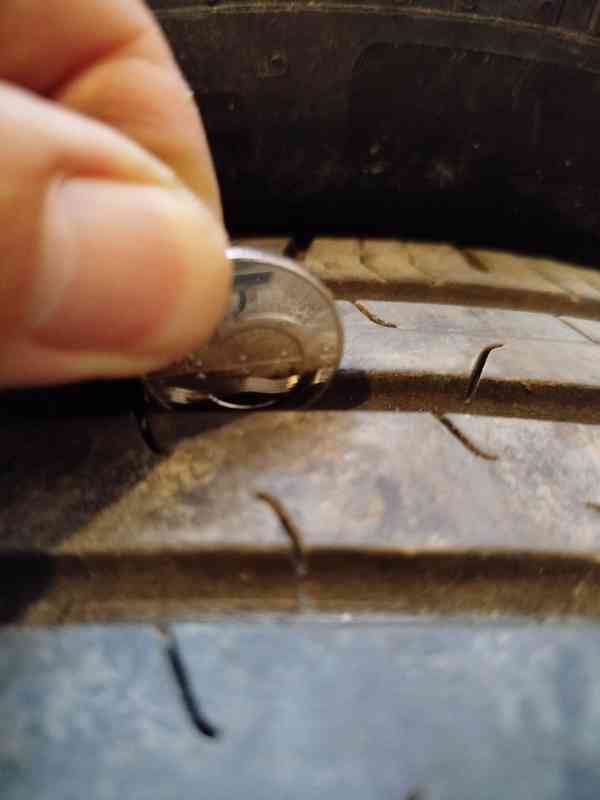 Prodám sadu 4x letní pneu + alu - foto 2