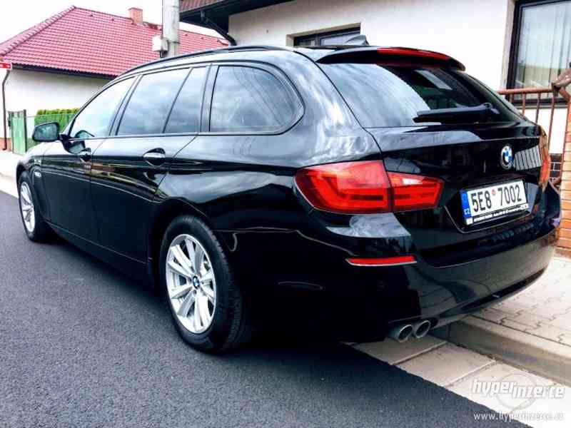 BMW F11 520 D 135 kW - TOP STAV - foto 2