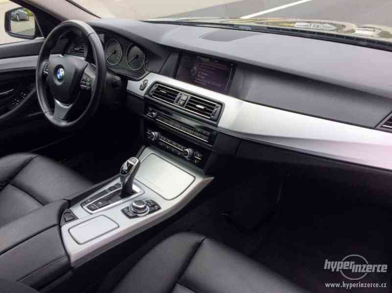 BMW F11 520 D 135 kW - TOP STAV - foto 7