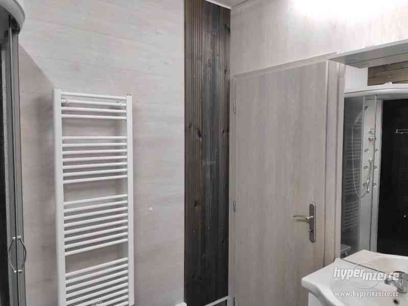 Prodám obytný návěs celoroční 2 + kk, 36 m2 - foto 6