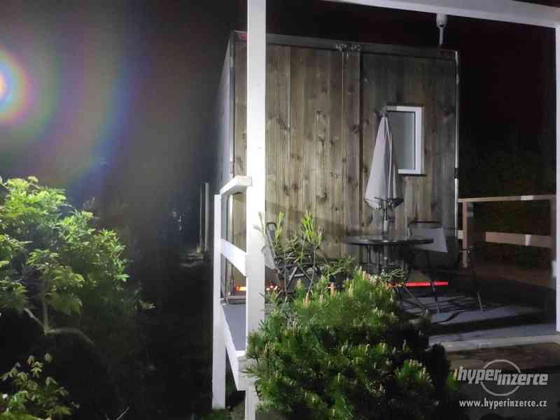 Prodám obytný návěs celoroční 2 + kk, 36 m2 - foto 11