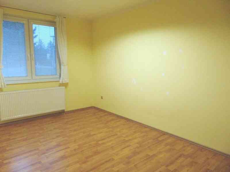 Pronájem krásného bytu 3+1 se zahradou v Šanově - foto 9