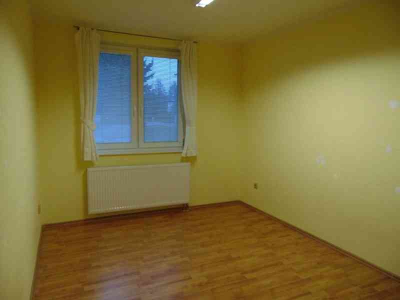 Pronájem krásného bytu 3+1 se zahradou v Šanově - foto 5