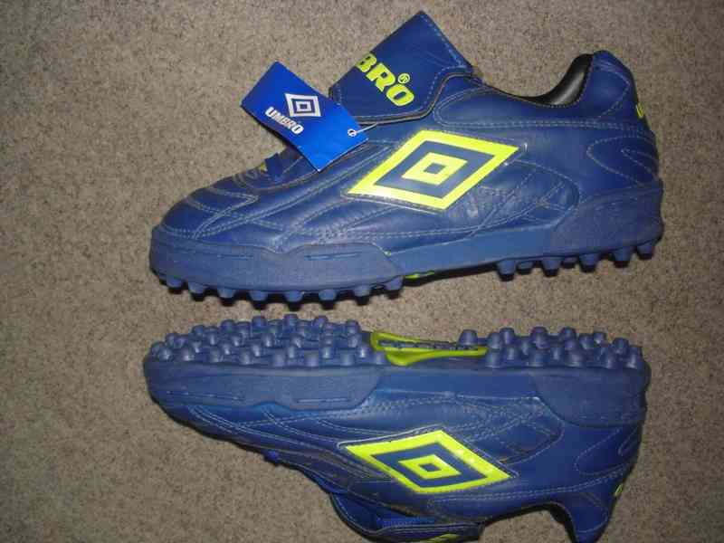 Tretry > Atletické běžecké boty Asics Hyper MD 11, kopačky - foto 18