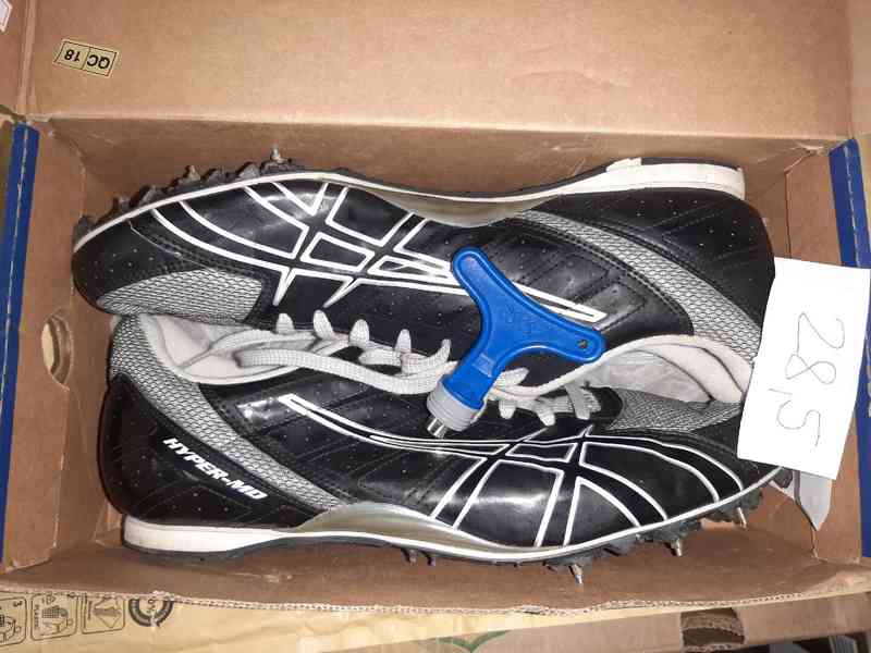 Tretry > Atletické běžecké boty Asics Hyper MD 11, kopačky - foto 10