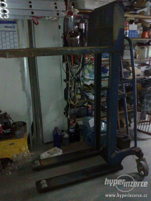 Prodám vysokozdvižný paletový vozík - foto 3