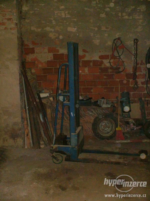 Prodám vysokozdvižný paletový vozík - foto 5