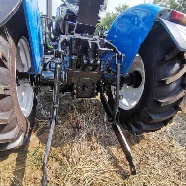 PRODÁM POUŽITÝ FARMOVÝ TRAKTOR NEW HOLLAND 90HP - foto 3