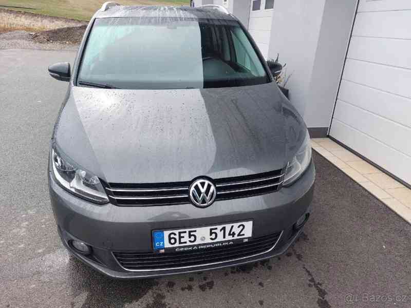 Volkswagen Touran 1,6 - foto 1