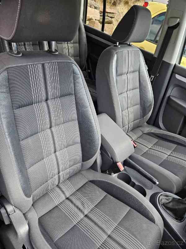 Volkswagen Touran 1,6 - foto 9