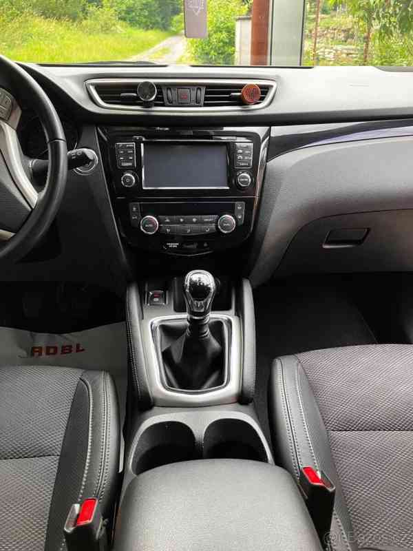 Nissan Qashqai 1,6 - foto 11