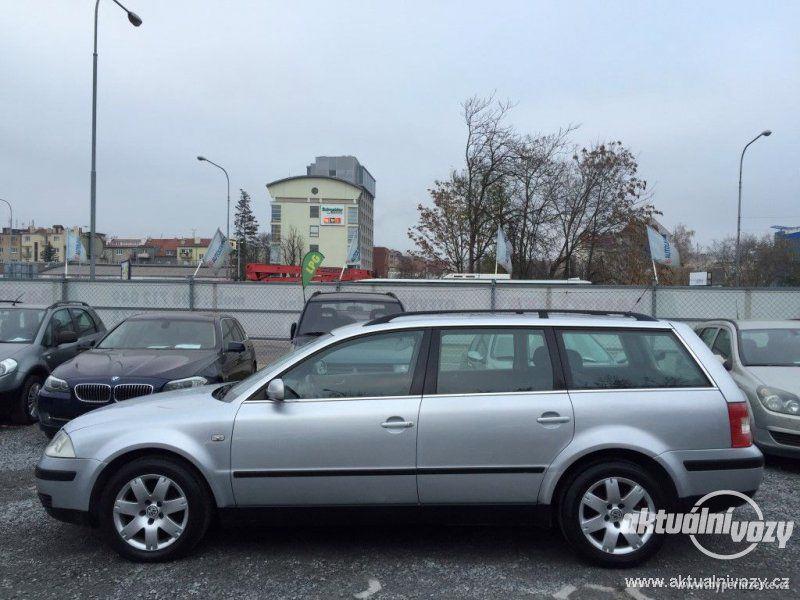 Volkswagen Passat 1.9, nafta, RV 2003, el. okna, centrál, klima - foto 3