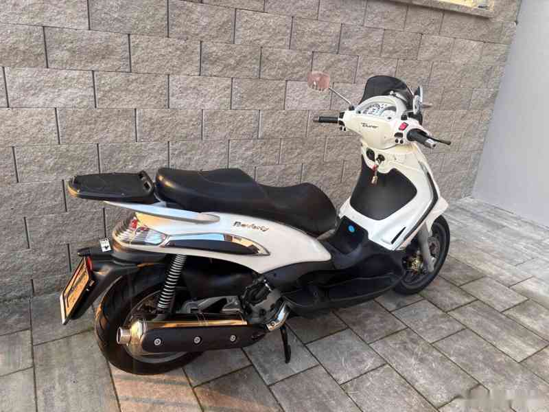 Piaggio Beverly 400 Tourer 2009 - foto 9