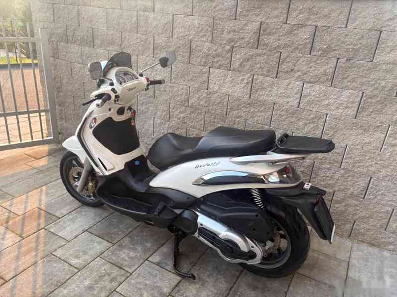 Piaggio Beverly 400 Tourer 2009 - foto 4