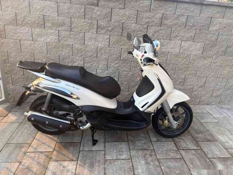 Piaggio Beverly 400 Tourer 2009 - foto 8