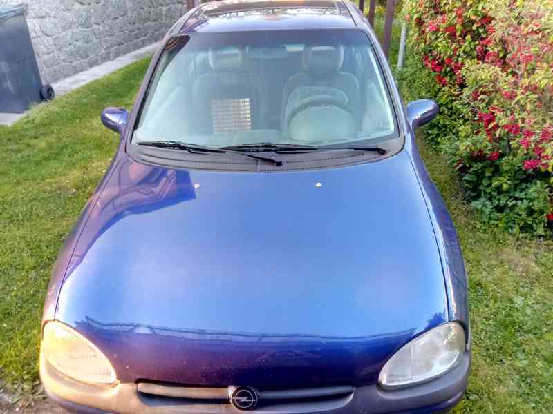 Opel Corsa 1,4i - foto 2