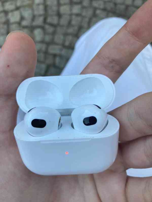 Apple Airpods - foto 3