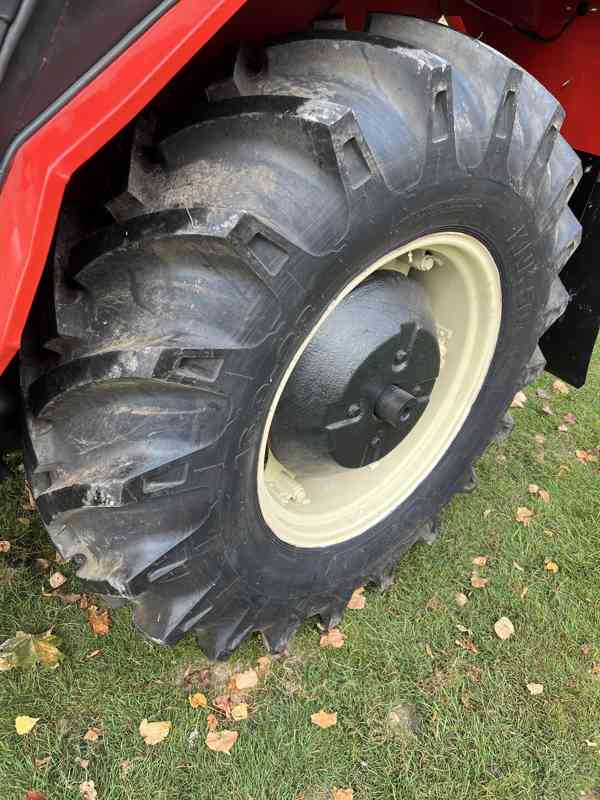 Traktor Zetor 7011 - foto 5