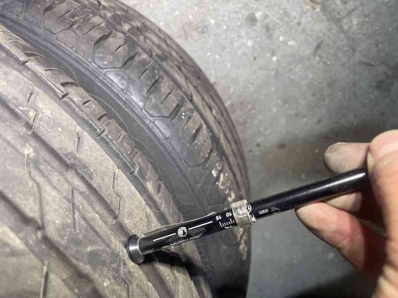 Originální Audi 17” kola + pneu 225/45 R17 - foto 9