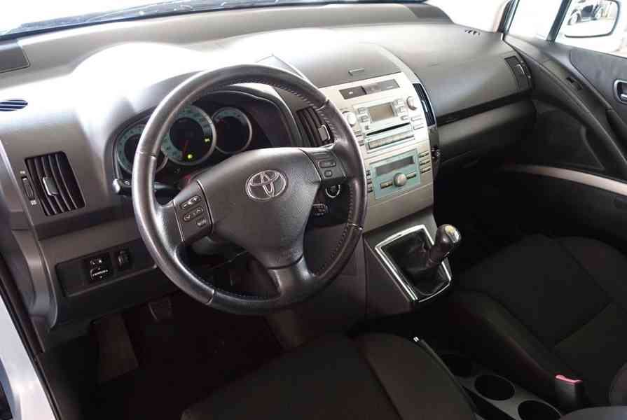 Toyota Corolla Verso 1.6 Sol benzín 81kw - foto 4