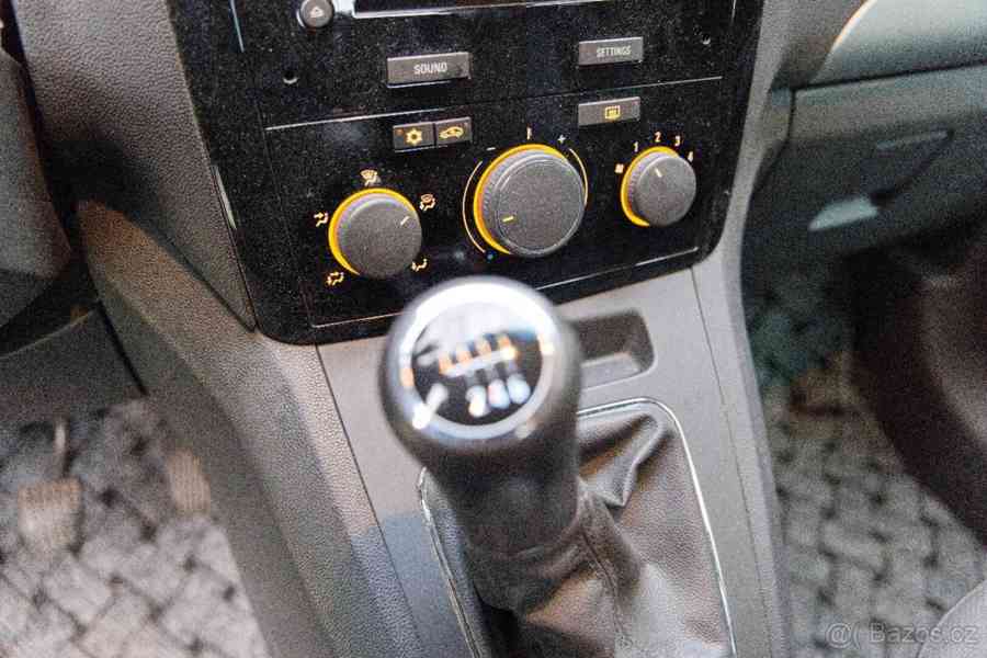 Opel Zafira 1,7   CDTI, první majitel - foto 2