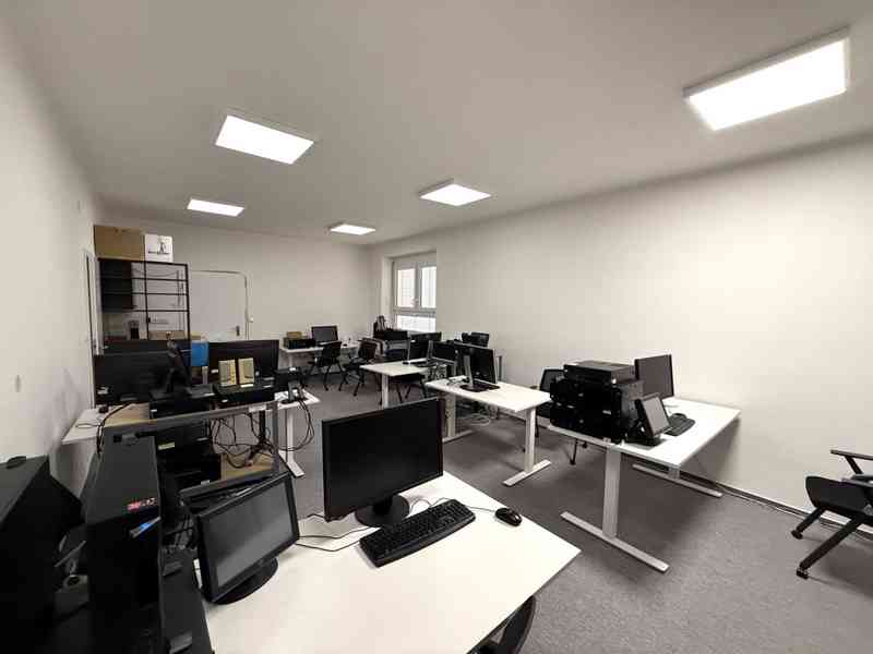 PRONÁJEM DVOU KANCELÁŘÍ O CP CCA 20 M2, BRNO – ŽIDENICE - foto 5