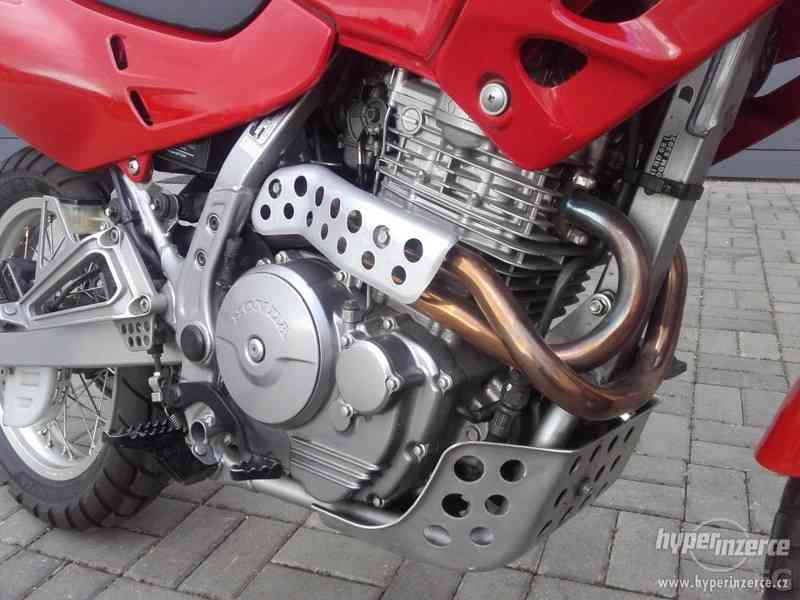 Motocykl Honda NX 650 Dominátor - foto 7
